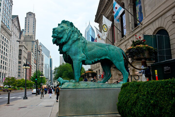 USA, Illinois. Chicago. Michigan Avenue at the Art Institute with Entrance Lion Statuary