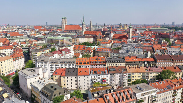 M&uuml;nchen - Munich panorma. Home of the Oktoberfest and Beer. Top shot. Day. 
