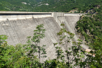 Obraz premium Dam of Vacha Reservoir, Rhodope Mountains, Bulgaria