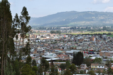 Fototapeta na wymiar vista de la ciudad de Zipaquirá en Colombia