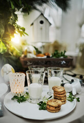 beautiful and cozy bright easter table decoration