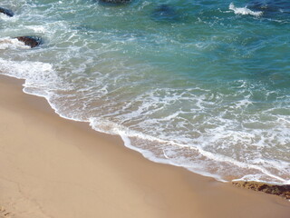 Fototapeta na wymiar beach, coast, sandy, sea, ocean, coastline, waves, summer, water, vacation, travel, tourism, tropical,