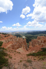 Fototapeta na wymiar Scenic view of the red sandstone hoodoo rock formations at Bryce Canyon National Park