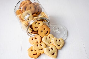 happy smiley faces cookies jar 