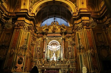 Fototapeta na wymiar Napoli - Altare della Chiesa di San Giuseppe dei Ruffi