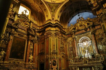 Napoli - Transetto della Chiesa di San Giuseppe dei Ruffi
