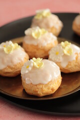 chou à la vanille et fève tonka