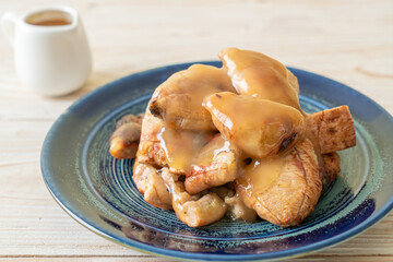 grilled bananas with coconut caramel sauce