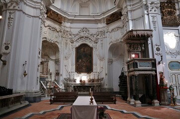Fototapeta na wymiar Napoli - Transetto della Chiesa di Santa Maria di Costantinopoli