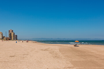 Fototapeta premium beach in summer at Perellonet, Passeig De Les Goles