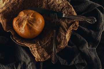 Whole wheat bread, on the board