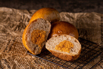 Whole wheat bread, on the board
