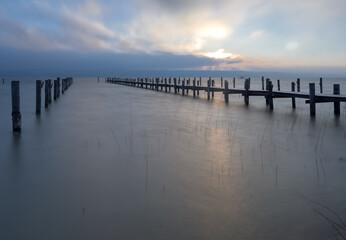 Obraz premium Windiger Morgen in Utting am Ammersee