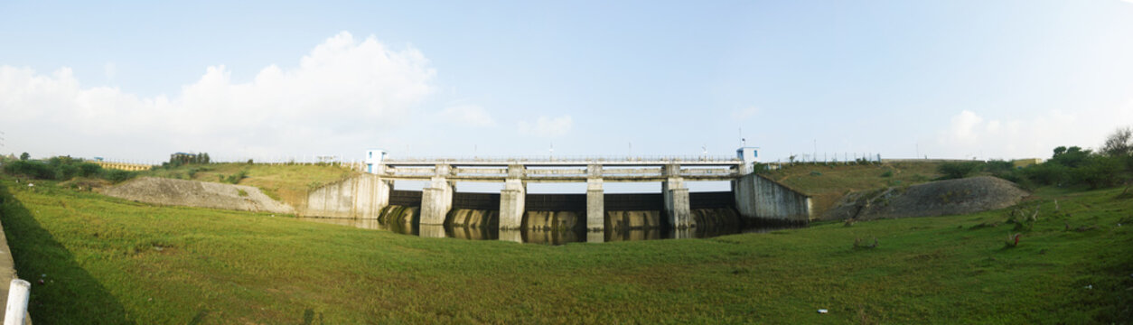 Panoramic View Of Chembarambakkam Lake Located In Chennai. Largest Water Supply Lake In Chennai. Chennai Metro