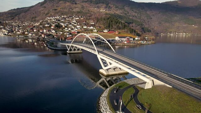 Loftesnes bru - Sogndal
