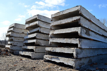 Old ribbed floor slabs after dismantling.