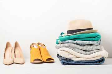 Second hand wardrobe, circular fashion, rent, swap clothes idea.