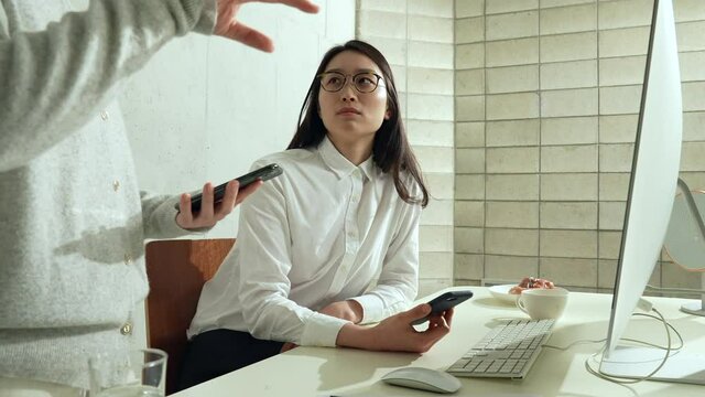 An Asian Businesswoman in the ofice
