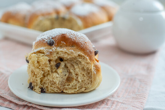 Fluffy homemade austrian powdered buchteln with chocolate chips