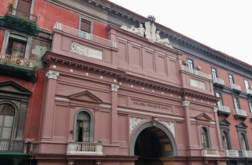Napoli - Scorcio della facciata della Galleria Principe di Napoli da Via Tommasi