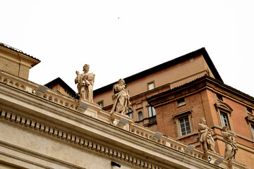 Fototapeta na wymiar Piazza San Pietro, Città del Vaticano, Gian Lorenzo Bernini - St. Peter's square, Vatican city, Rome, Italy