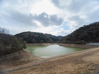 愛媛県伊予市にあるダム湖
