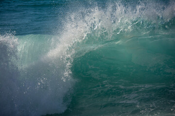 breaking wave in the atlantic ocean