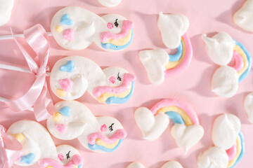 Unicorn meringue pops
