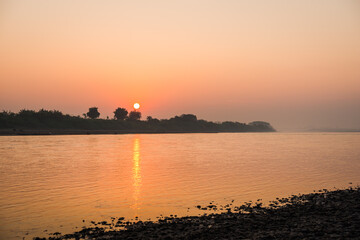 Fototapeta na wymiar sunrise at the Mekong River landscape