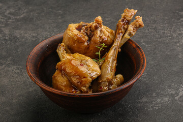 Rabbit stew in spicy sauce