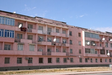 ISTARAVSHAN, TAJIKISTAN - 03.11.2019: sovet time old house. Exterior. 