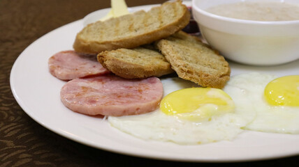 restaurant menu breakfast food good plate salad dinner green