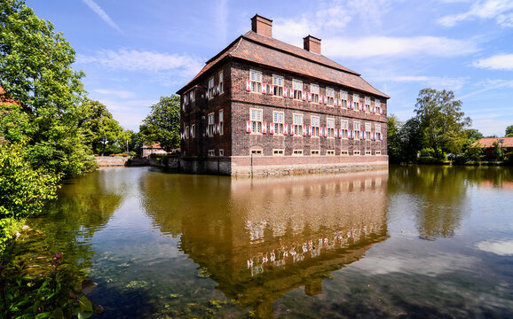 รูปภาพWestfalia – เลือกดูภาพถ่ายสต็อก เวกเตอร์ และวิดีโอ1,615 | Adobe Stock