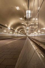 Alter Elbtunnel 02