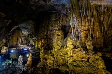 Beautiful Paradise Cave in Vietnam
