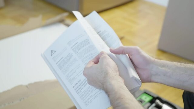 Scroll through assembly instruction manual 4K