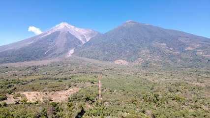 Fotograf&iacute;as de los volcanes de Fuego y de Acatenango