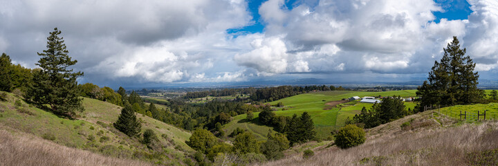 Fototapeta na wymiar 1x3 Panorama of Sonoma County, California, USA, with passing storm and clouds.
