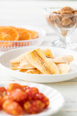 いろいろなドライフルーツのイメージ写真