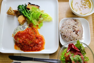 健康的なランチ