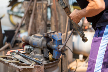 Iron clamps for steel clamps to bend to cut and hold iron or objects in place.