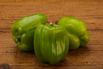 Green sweet bell pepper heap