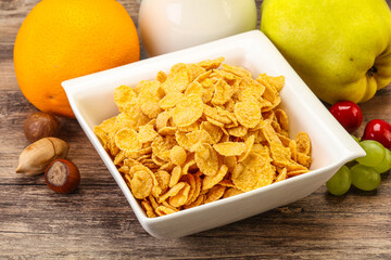 Breakfast with corn flakes and milk