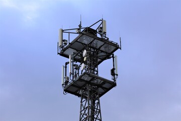 Fototapeta na wymiar cell phone tower
