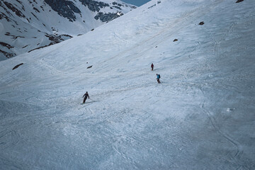 skiing in the mountains