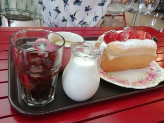 strawberry smoothie in glass