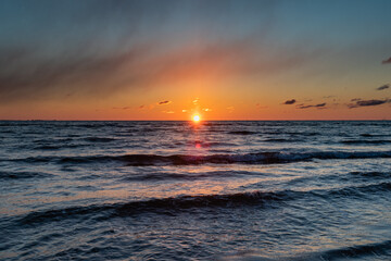 Wschód słońca nad Bałtykiem