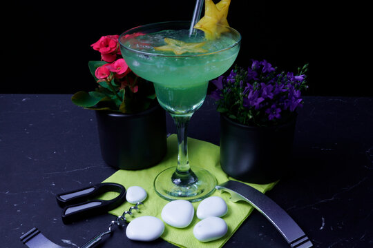 Vodka meets lime passion fruit granberry