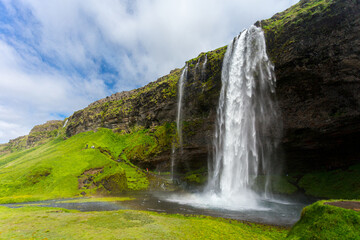 Obraz premium Seljalandsfoss waterfall in southern Iceland