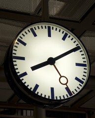 Fototapeta na wymiar station clock